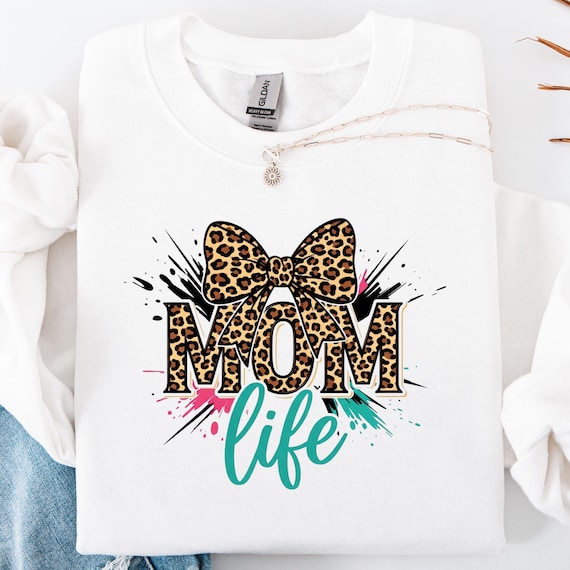 Leopard Print Mom Life Sweatshirt: Cozy Cotton-Blend, Classic Fit