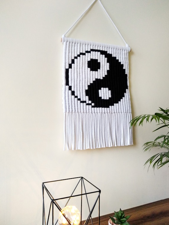 Yin Yang Wall Tapestry Macrame Pixel Art, Black and White