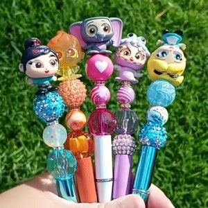 Beaded doorables pens