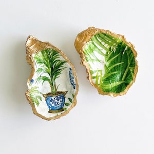 Oyster Shell Ring Dish, Trinket Dish, Jewelry Tray, Coastal Decor, Beach Wedding, Bridesmaid Gift, Hostess Gift, Wedding Ring Holder