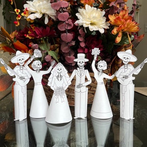 Hochzeitsskelette, einfache DIY Malseiten zum Ausdrucken, digitaler Download, Aktivitätsblätter für Kinder, Papiermodelle für Halloween oder den Tag der Toten