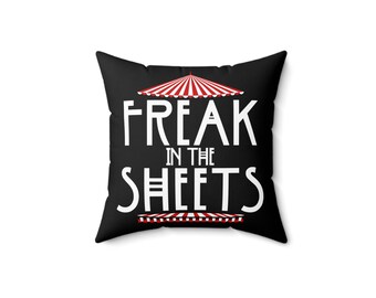 Freak in the Sheets Cuscino da tiro nero, cuscino da tiro, regalo di umorismo oscuro, regalo, regalo divertente, umorismo oscuro, cuscino a strisce, cuscino Freak, cuscino