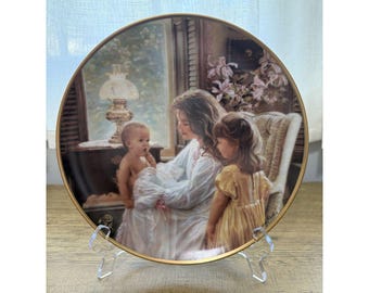 Sandra Kuck "Morning Glory" Collector Plate Reco- Mint with Box and COA