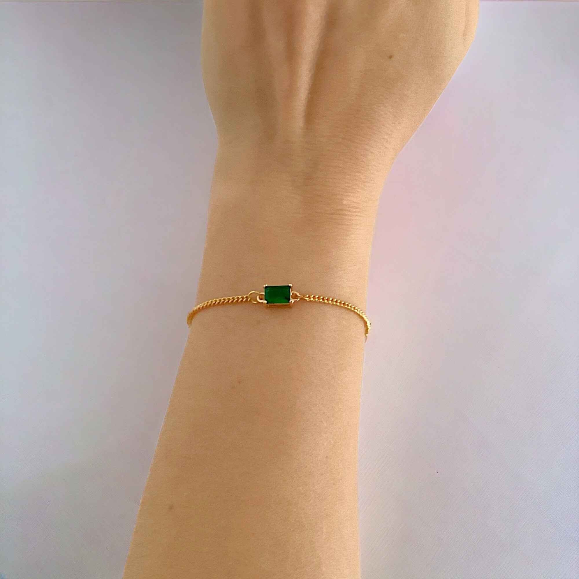 Emerald Gold Tiny E Bracelet main image 1