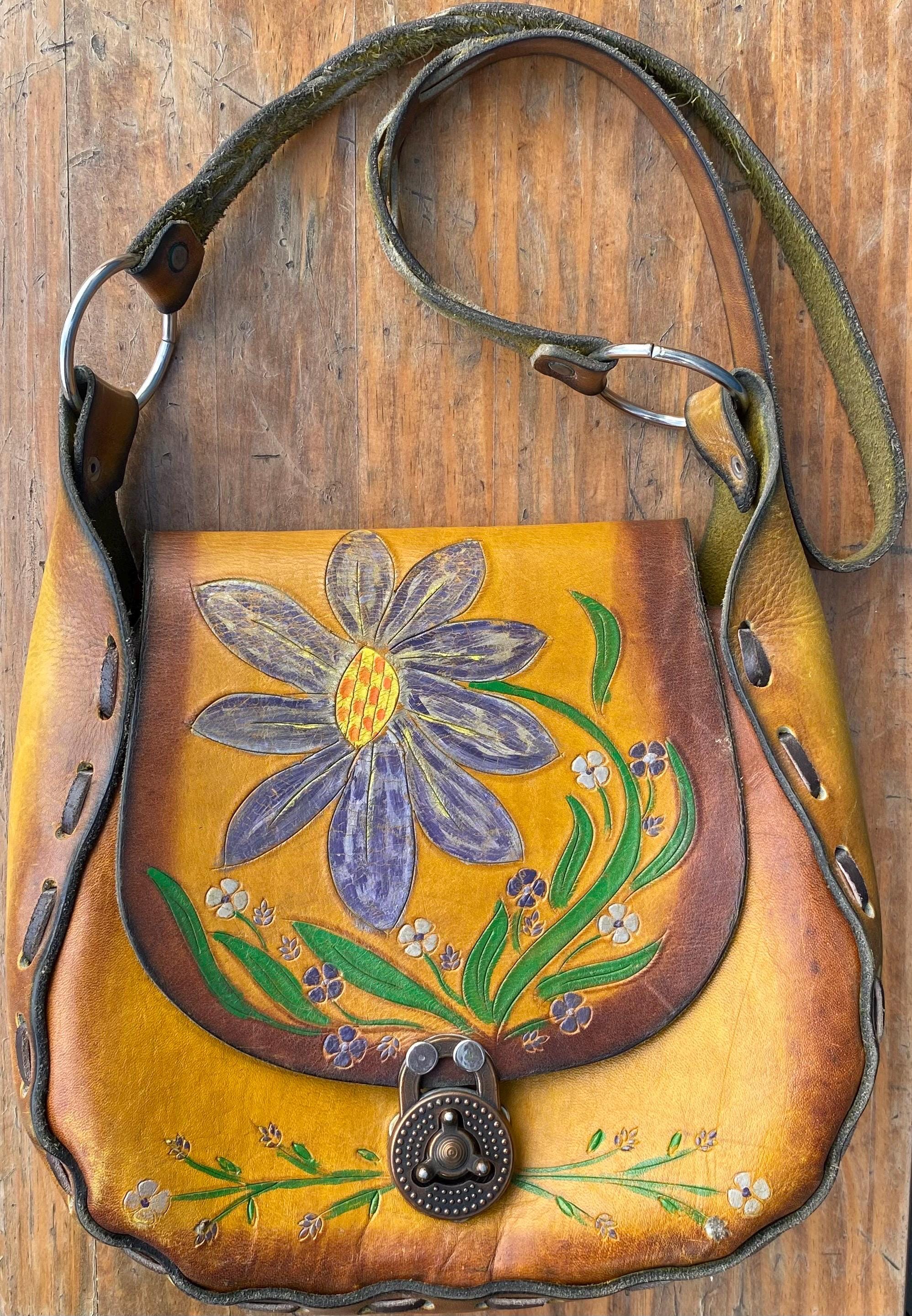 バッグ ~70s USA vintage embroidered purse 1970's Handmade Leather Tooled Purse-signed, Hand Painted