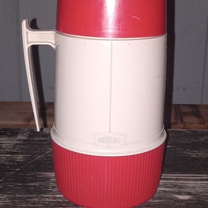 Red Vintage Thermos 1 Pint Wide Mouth Locking Made In USA