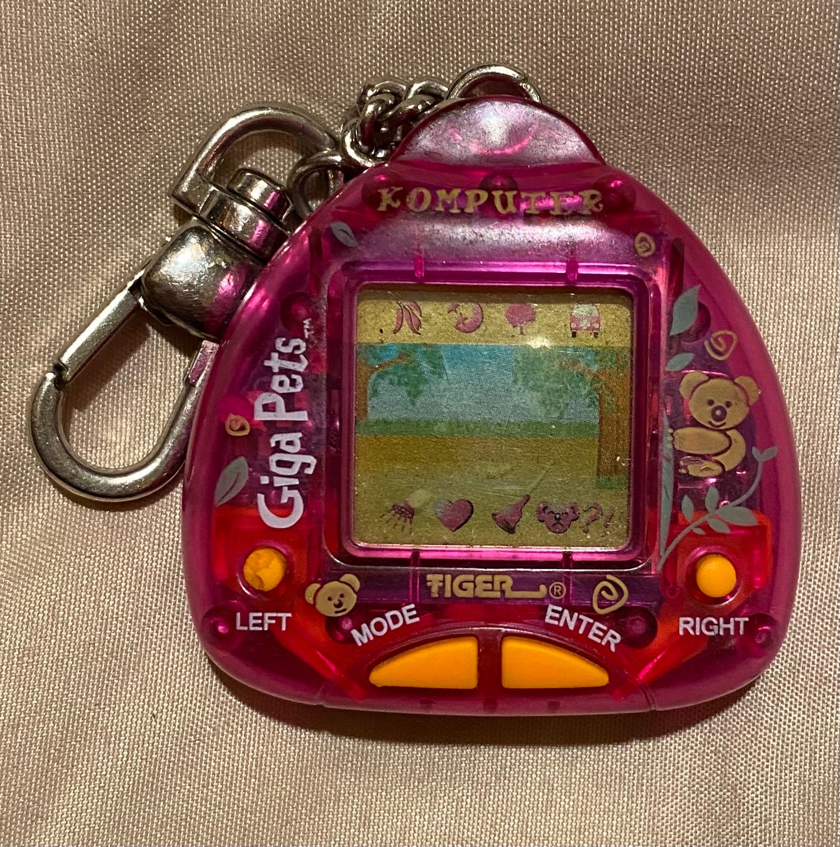 TIGER Komputer Koala たまごっち　キーホルダー型電子ペット Tiger Electronics 1997 Giga Pets Komputer Koala Virtual Pet- Works