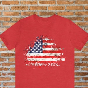 Distressed American Flag Tee, Patriotic T-Shirt, 4th of July T-shirt, Independence Day Shirt, Vintage American Flag Shirt