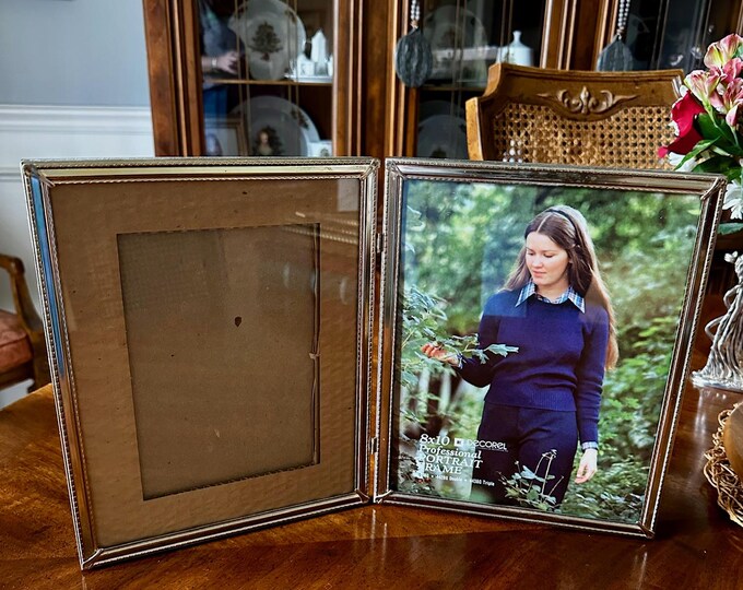 Vintage 8 X 10 Gold Tone Bifold Picture Frame-double Folding Photo ...