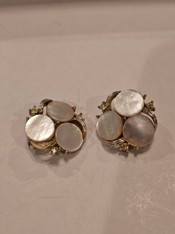LISNER clip on earrings mother of pearl and rhines