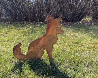 Charming Rustic Metal Fox Garden Sculpture: Weathered Fox Outdoor Decor | Metal Fox Yard Art | Fox Garden Decor | Handmade Fox Stake