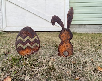 Rusty Metal Bunny Rabbit Yard Decor Vintage Garden Bunnies Ornament Rustic Animal - Rustic Bunnies Decor - Rustic Garden Sign Rabbit Decor