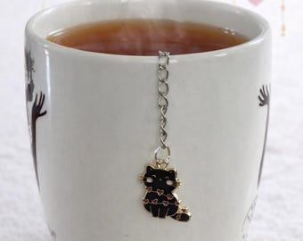 Infusor de té con dije de gato negro y corazones rosas – Regalo adorable para amantes del té – Accesorio de té kawaii