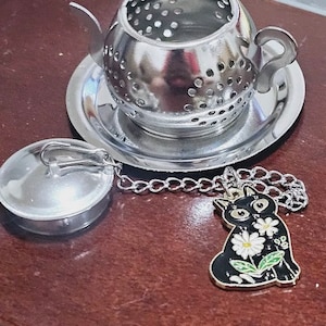 Mini tea pot with cat charm 3 colors available Stainless steel , Gold ,Rose Gold tea infuser steeper strainer gift