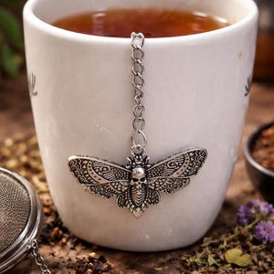 Skull Moth Butterfly Tea Infuser Charm – Tea Mesh Ball Infuser