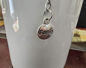 Infuseur à thé Family Charm, boule en maille d'acier inoxydable