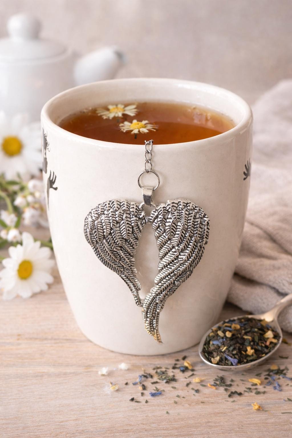HENGBIRD Theezeef, 10 stuks, roestvrij staal, hartvormig, met handvat, theebal, thee-ei met ketting, theezeef, lepel, theekogel voor losse thee, hartvormige theezeefbal voor fijne losse theebladeren