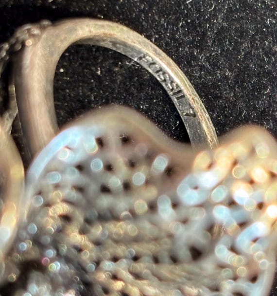 FOSSIL Silvertone Orchid Statement Ring, Size 7 - image 5