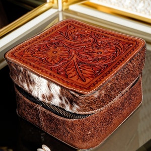 Portagioie in pelle di mucca, regalo per lei, custodia da viaggio per gioielli in pelle Hairon, organizer per orecchini e collane, regalo di compleanno per lei