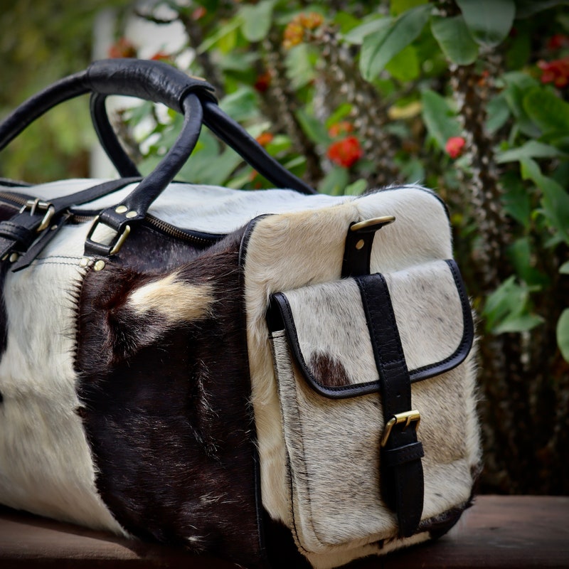 TRIPHOME 20 BLACK COWHIDE LEATHER CHAIN STRAP BAG main image 1