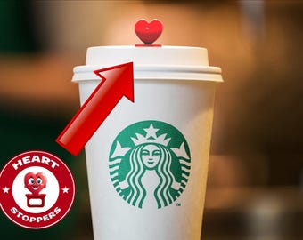 Tapones reutilizables para café frío y caliente Heart Stoppers. Juego de 2. Incluye llavero de liberación rápida. Envío el mismo día. Hecho en EE. UU.