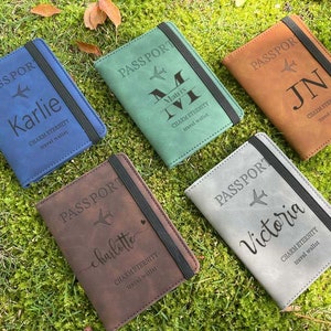 Porta passaporto in pelle personalizzato, portafoglio multifunzionale, porta carte, regalo per lui o lei, copertina personalizzata per passaporto, regalo di viaggio di nozze
