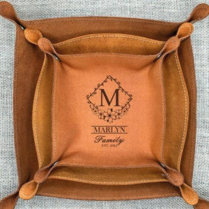 Personalized Dad Valet Tray, Family Leather Catchall Tray, Custom Name Tray, Dad Gift, Leather Desk Caddy, New Home Gifts, Home Decor