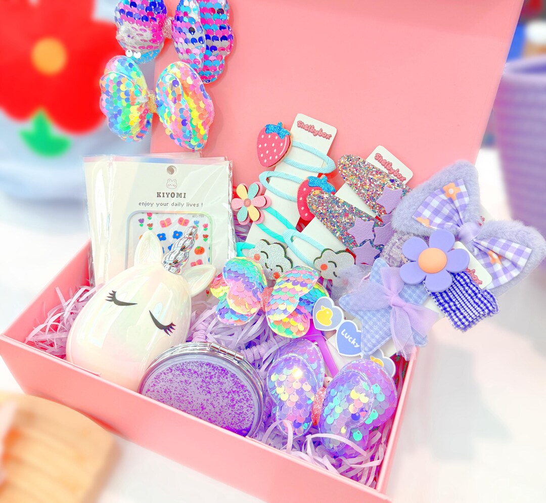 Babyhug Free Size Hair Clips & Sunglasses Combo Set With Unicorn Applique - Pink main image 1