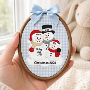Geborduurd kerstornament voor aanstaande ouders, gepersonaliseerd ornament voor zwangere moeders, aanstaand ouderpaar, ornament met babynaam.
