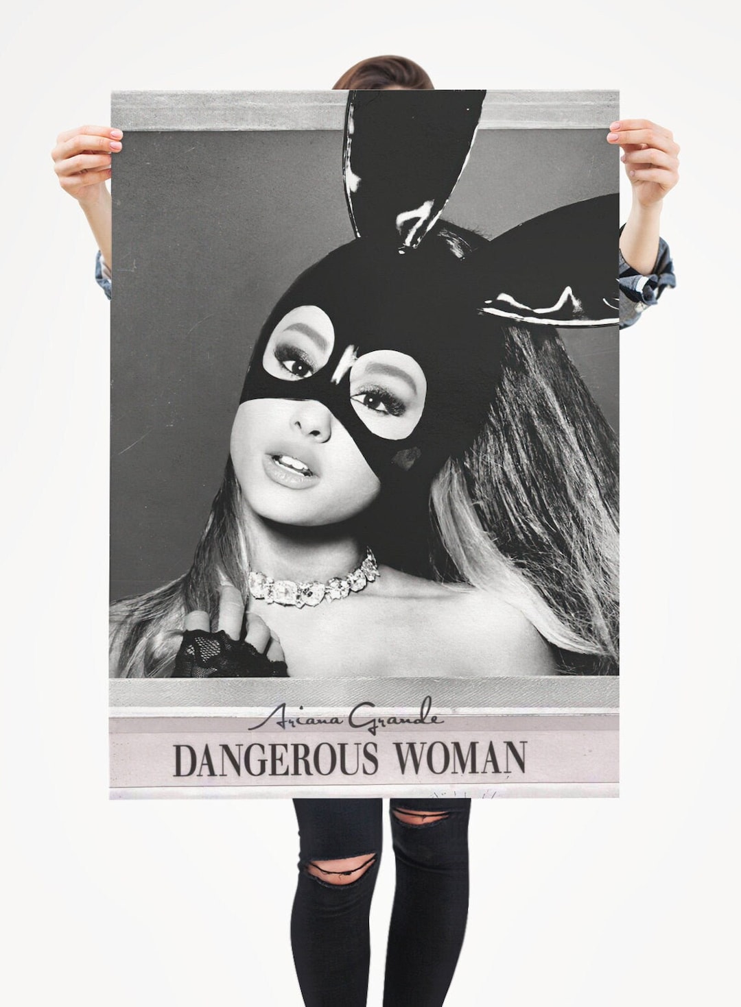 DEATH NYC ポスター アリアナ・グランデ デンジャラス・ウーマン 額入 Ariana Grande - Dangerous Woman Deluxe Matte Vertical Poster