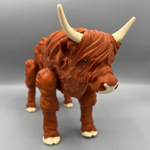 Articulating Flexi Highland Cow Fidget Toy - Highland Cow Figurine - 3D Printed Cow - Farm Animals - Cow Lover Gift - Stress Relief Toy