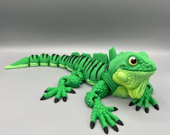 3D Printed Flexi Iguana Fidget Toy: Green Reptile Lover Gift