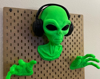 Wall Mounted Alien Headphone Hanger: Gaming Controller Holder, Sci-Fi Decor