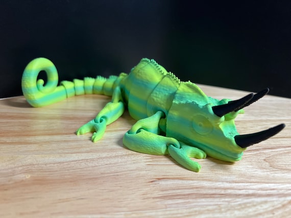 Horned Chameleon Flex Toy: 3D Printed Reptile Fidget - Etsy