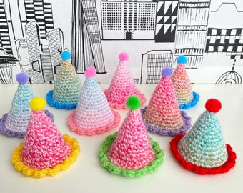 Gorro de cumpleaños de ganchillo para Jellycat Amuseables Peanut