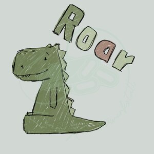 Könnte beinhalten: Illustration eines grünen Cartoon-Dinosauriers mit dem Wort "Roar" darüber. Der Dinosaurier hat einen freundlichen Ausdruck und einen stacheligen Rücken. Der Text ist in einem verspielten, handschriftlichen Stil gehalten, mit dem Buchstaben "a" in Rotbraun.