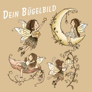 Könnte beinhalten: Ein Set aus vier Illustrationen mit Feen mit braunen Haaren und Flügeln auf beigem Hintergrund. Eine Fee greift nach einem Stern, eine sitzt auf einer Mondsichel, eine ruht auf einem Blatt und eine berührt eine Blume. Der Text DEIN BÜGELBILD steht oben.
