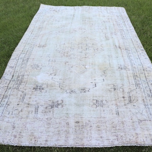 Vintage Rug, Turkish Rug, 6x9 Large Rugs, Faded Oushak Rug, Rugs For Bedroom, 5.5x9.3 ft Beige Rug, Vintage Rug With Tassels, Antique Rug,