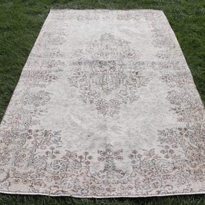 5x8ft Turkish Rug, Vintage Oushak Rug, Muted Floral Design, Large Area Rug, Rugs for Living Room, Beige Turkish Carpet, Handmade Rug