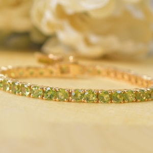 Peridot armband, bruiloft engagement jubileum cadeau voor haar, Peridot tennisarmband voor vrouwen, ronde gevormde Peridot lijn armband geschenken