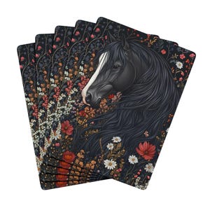 Karty do gry Black Stallion, prezent dla miłośnika koni, projekt 3D, prezent urodzinowy, karty Dark Horse, karty pokerowe, talia kart, wieczór gier, talia kart