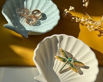 Shell Ring Dish: Jesmonite Coastal Jewelry Tray