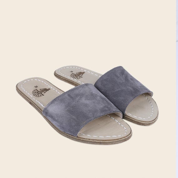 Handmade Gray Suede Leather Men display picture 3