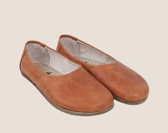 Handmade Leather Barefoot Flats: Women's Camel Honey Ballet Shoes