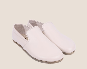 Scarpe slip-on in pelle color crema fatte a mano: Zero Drop da donna
