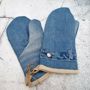 Denim Upcycled Oven Mitts with Natural Linen Binding