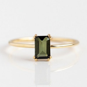 Dainty Tourmaline Green Ring,14k Gold Tourmaline Ring,Stacking Ring,Minimalist Ring,Tourmaline Jewelry,Personalised Gift,Birthday Gift