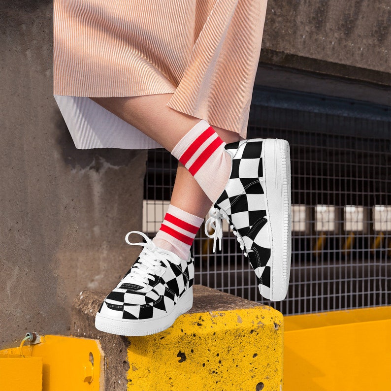 Checkered Black White Swirls Design Shoes Low Tops Moms Wine Tour Men ...
