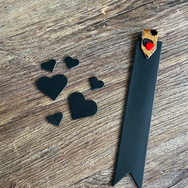 Cœurs en cuir noir et marron | Découpes en cuir pour projets d'artisanat et de bricolage | | Formes de coeur | Paquets de 15/20