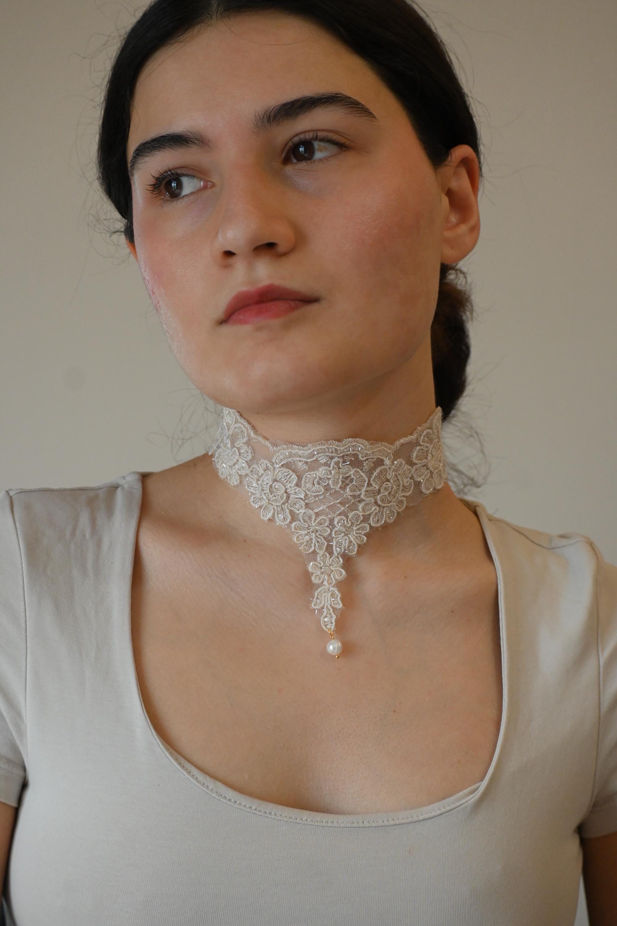 Cream Lace Choker With Real Pearl • Pearl Drop Necklace